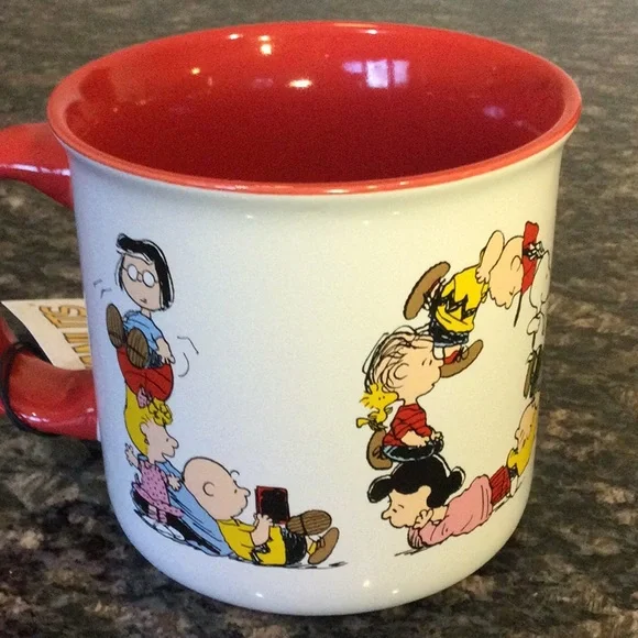 Peanuts Gang Mug - Picture 6 of 9